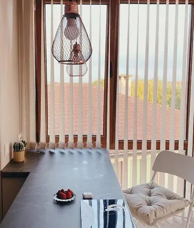Διαμέρισμα Brand New, Luxury Flat *